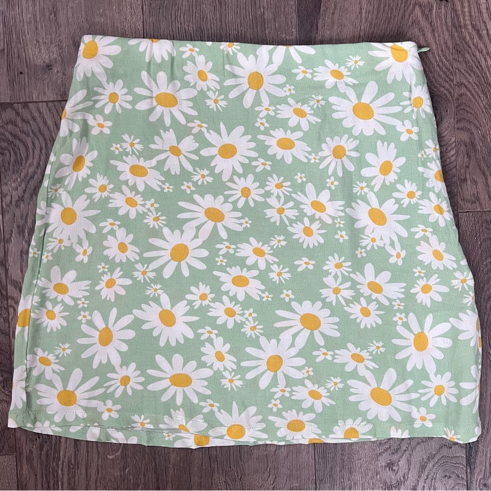 Elodie Daisy Print Skirt